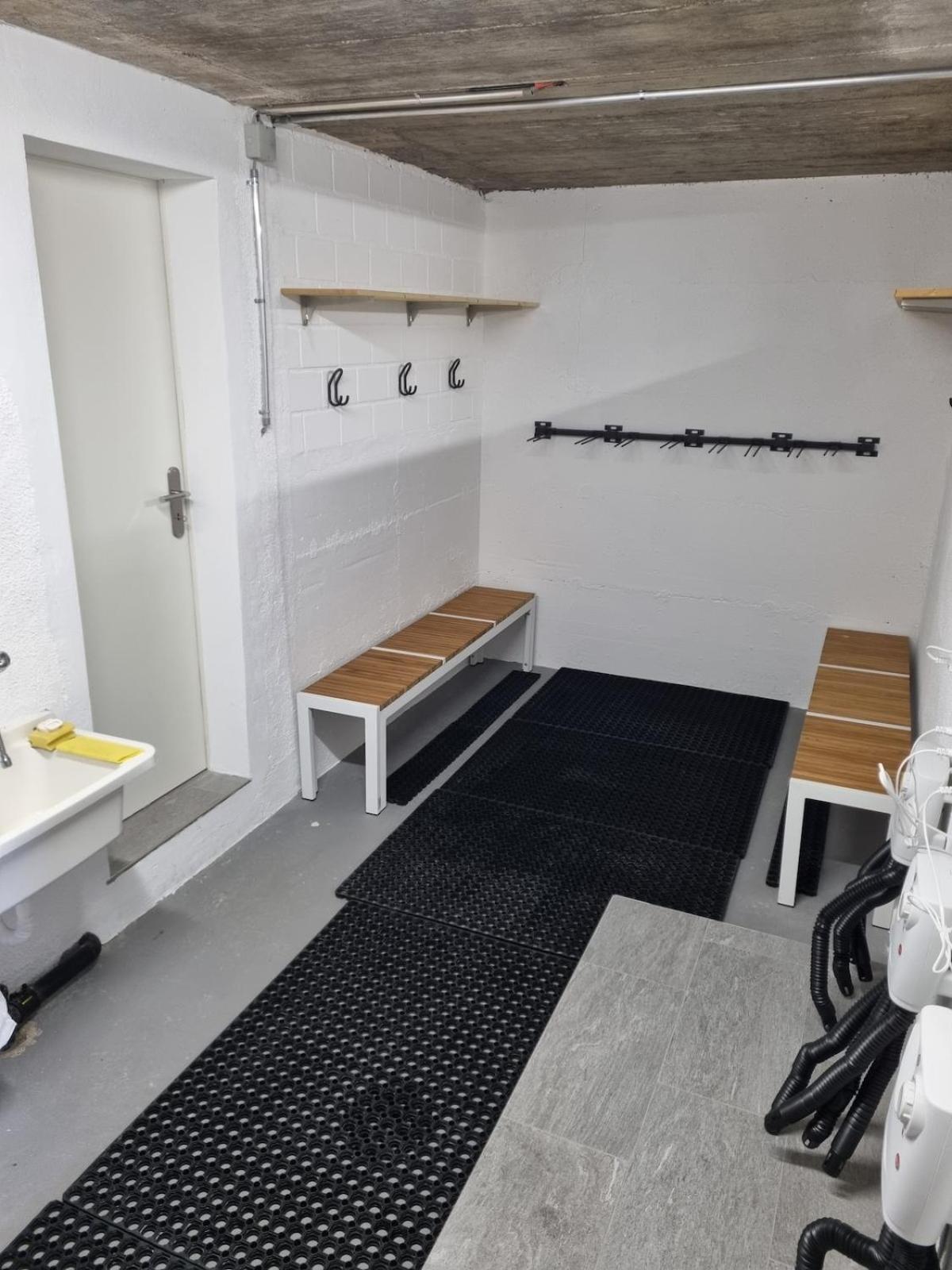 Alpine Retreat & Sauna Disentis Ngoại thất bức ảnh
